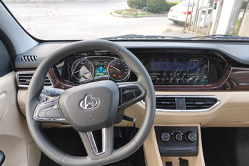 ������Խ��V7EV 2025�� ������ 9�� ���綯��� ����ʱ��50.23kWhͼƬ