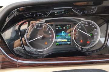 ������Խ��V7EV 2025�� ������ 9�� ���綯��� ����ʱ��50.23kWhͼƬ