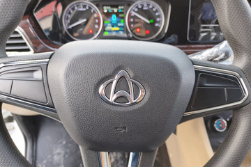 ������Խ��V7EV 2025�� ������ 9�� ���綯��� ����ʱ��50.23kWhͼƬ