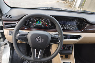 ������Խ��V7EV 2025�� ������ 9�� ���綯��� ����ʱ��50.23kWhͼƬ