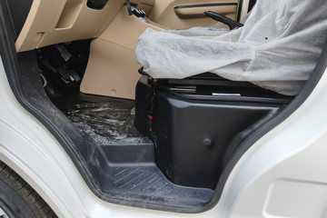 ������Խ��V7EV 2025�� ������ 9�� ���綯��� ����ʱ��50.23kWhͼƬ