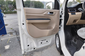 ������Խ��V7EV 2025�� ������ 9�� ���綯��� ����ʱ��50.23kWhͼƬ