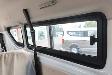 ������Խ��V7EV 2025�� ������ 9�� ���綯��� ����ʱ��50.23kWhͼƬ