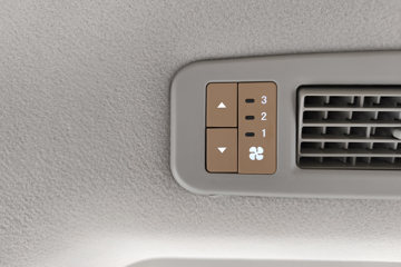 ������Խ��V7EV 2025�� ������ 9�� ���綯��� ����ʱ��50.23kWhͼƬ