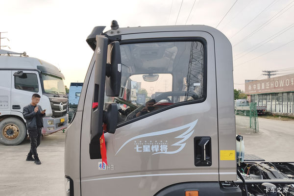 优惠0.1万 商丘市悍将载货车系列超值促销