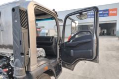 中国重汽HOWO 悍将 2025款 170马力 4.15米单排栏板轻卡(法士特8档)