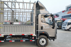 重汽HOWO悍将 2.5L柴油 180马力 中国重汽8档 4.15米单排仓栅式轻卡