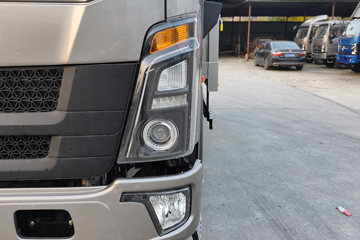 ����HOWO���� 2.5L���� 180���� �й�����8�� 4.15�׵��Ų�դʽ�ῨͼƬ