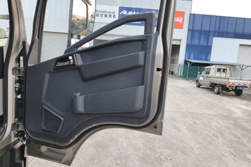 ����HOWO���� 2.5L���� 180���� �й�����8�� 4.15�׵��Ų�դʽ�ῨͼƬ