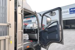 重汽HOWO悍将 2.5L柴油 180马力 中国重汽8档 4.15米单排仓栅式轻卡