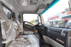 重汽HOWO悍将 2.5L柴油 180马力 中国重汽8档 4.15米单排仓栅式轻卡