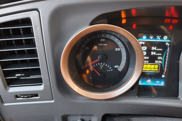 ����HOWO���� 2.5L���� 180���� �й�����8�� 4.15�׵��Ų�դʽ�ῨͼƬ