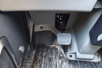 ����HOWO���� 2.5L���� 180���� �й�����8�� 4.15�׵��Ų�դʽ�ῨͼƬ