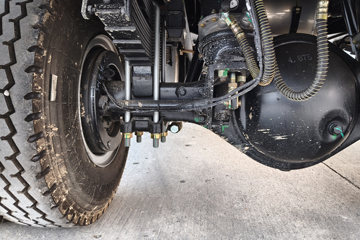 ����HOWO���� 2.5L���� 180���� �й�����8�� 4.15�׵��Ų�դʽ�ῨͼƬ