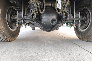 ����HOWO���� 2.5L���� 180���� �й�����8�� 4.15�׵��Ų�դʽ�ῨͼƬ