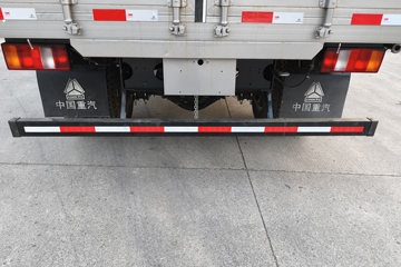 ����HOWO���� 2.5L���� 180���� �й�����8�� 4.15�׵��Ų�դʽ�ῨͼƬ