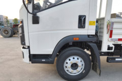 中国重汽HOWO 悍将 4.5T 4.15米单排纯电动栏板轻卡100kWh