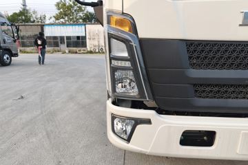 �й�����HOWO ���� 4.5T 4.15�׵��Ŵ��綯�����Ῠ100kWhͼƬ