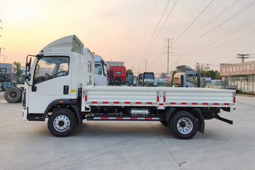 �й�����HOWO ���� 4.5T 4.15�׵��Ŵ��綯�����Ῠ100kWhͼƬ