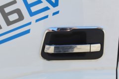 时代领航G6 4.17米单排纯电动仓栅式轻卡 爱易科141.32kWh