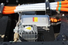 时代领航G6 4.17米单排纯电动仓栅式轻卡 爱易科141.32kWh