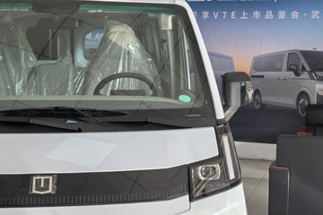 Զ�� ȫ������V7E���ܰ� 2025�� �ǻ۰� 5�� ���綯��� ����51.4kWhͼƬ