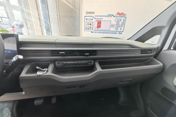 Զ�� ȫ������V7E���ܰ� 2025�� �ǻ۰� 5�� ���綯��� ����51.4kWhͼƬ