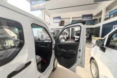 远程星享V6E功能版 6座纯电动轻客 智芯35.6kWh