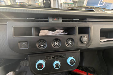 Զ������V6E���ܰ� 6�����綯��� ��о35.6kWhͼƬ