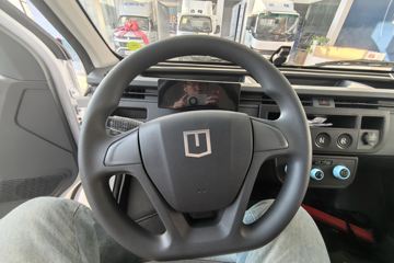 Զ������V6E���ܰ� 6�����綯��� ��о35.6kWhͼƬ