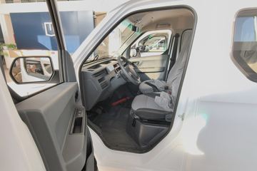 Զ������V6E���ܰ� 6�����綯��� ��о35.6kWhͼƬ