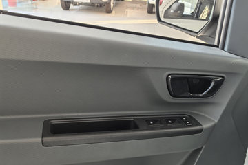 Զ������V6E���ܰ� 6�����綯��� ��о35.6kWhͼƬ