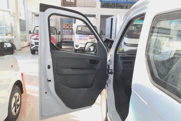 Զ������V6E���ܰ� 6�����綯��� ��о35.6kWhͼƬ