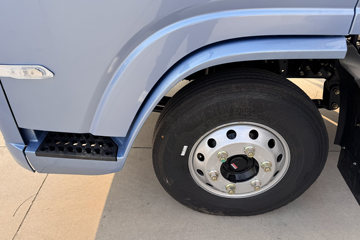 ���桤��EH Pro ���� ��ɲ 4.18�׵��Ŵ��綯��դʽ�Ῠ ����100.16kWhͼƬ