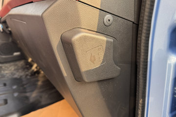 ���桤��EH Pro ���� ��ɲ 4.18�׵��Ŵ��綯��դʽ�Ῠ ����100.16kWhͼƬ