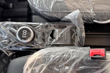 ���桤��EH Pro ���� ��ɲ 4.18�׵��Ŵ��綯��դʽ�Ῠ ����100.16kWhͼƬ