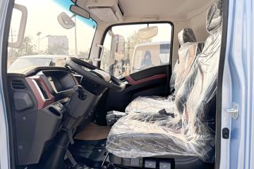 ���桤��EH Pro ���� ��ɲ 4.18�׵��Ŵ��綯��դʽ�Ῠ ����100.16kWhͼƬ