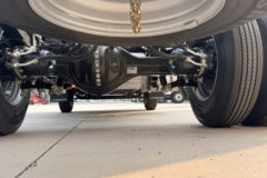 蓝擎·悦EH Pro 宽体 气刹 4.18米单排纯电动仓栅式轻卡 弗迪100.16kWh