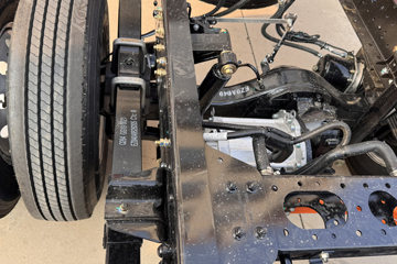 ���桤��EH Pro ���� ��ɲ 4.18�׵��Ŵ��綯��դʽ�Ῠ ����100.16kWhͼƬ