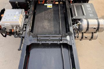 ���桤��EH Pro ���� ��ɲ 4.18�׵��Ŵ��綯��դʽ�Ῠ ����100.16kWhͼƬ