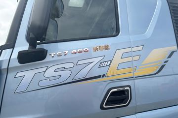 ��������HOWO TS7 ����� 11.1L���� 460���� 8X4 �й�����12�� 9.6����ʽ�ػ���ͼƬ