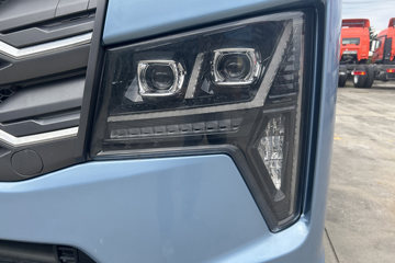 ��������HOWO TS7 ����� 11.1L���� 460���� 8X4 �й�����12�� 9.6����ʽ�ػ���ͼƬ