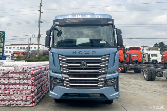 ��������(HOWO) TS7 6.9L���� 290���� 4X2 �й�����8�� 9.6����ʽ�ػ���