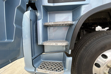 ��������HOWO TS7 ����� 11.1L���� 460���� 8X4 �й�����12�� 9.6����ʽ�ػ���ͼƬ