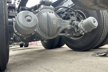 ��������HOWO TS7 ����� 11.1L���� 460���� 8X4 �й�����12�� 9.6����ʽ�ػ���ͼƬ