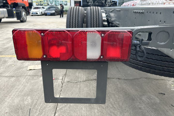 ��������HOWO TS7 ����� 11.1L���� 460���� 8X4 �й�����12�� 9.6����ʽ�ػ���ͼƬ