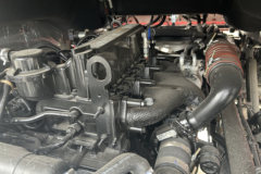 陕汽重卡龙骥 菁英版 4.5L柴油 240马力 4X2 法士特8档 9.8米翼开启厢式载货车