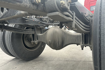 �����ؿ����� ݼӢ�� 4.5L���� 240���� 4X2 ��ʿ��8�� 9.8����������ʽ�ػ���ͼƬ