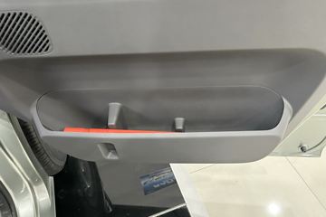 Զ�� ȫ������V7E���ܰ� 2025�� �ǻ۰� 7�� ���綯��� ����ʱ��50.2kWhͼƬ