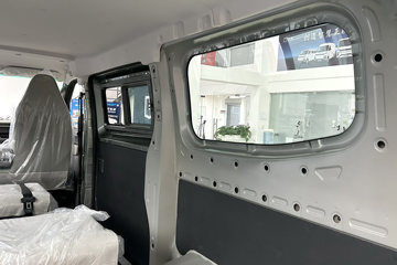 Զ�� ȫ������V7E���ܰ� 2025�� �ǻ۰� 7�� ���綯��� ����ʱ��50.2kWhͼƬ